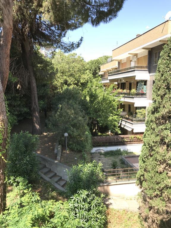 Leonardo Da Vinci Guest House Рим Екстер'єр фото