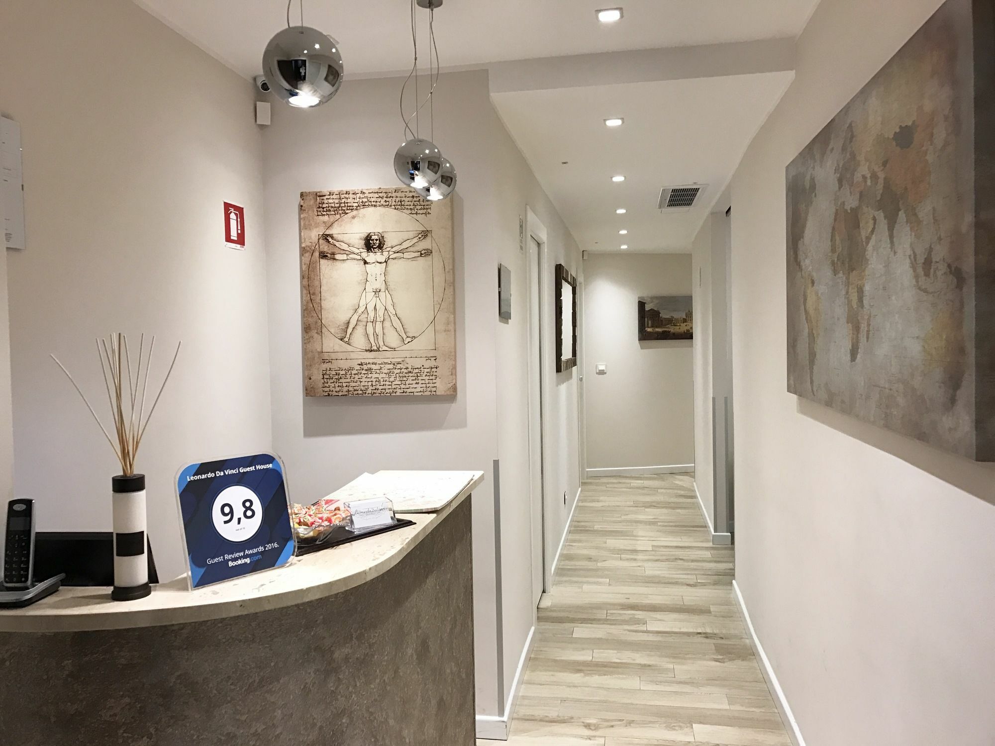 Leonardo Da Vinci Guest House Рим Екстер'єр фото