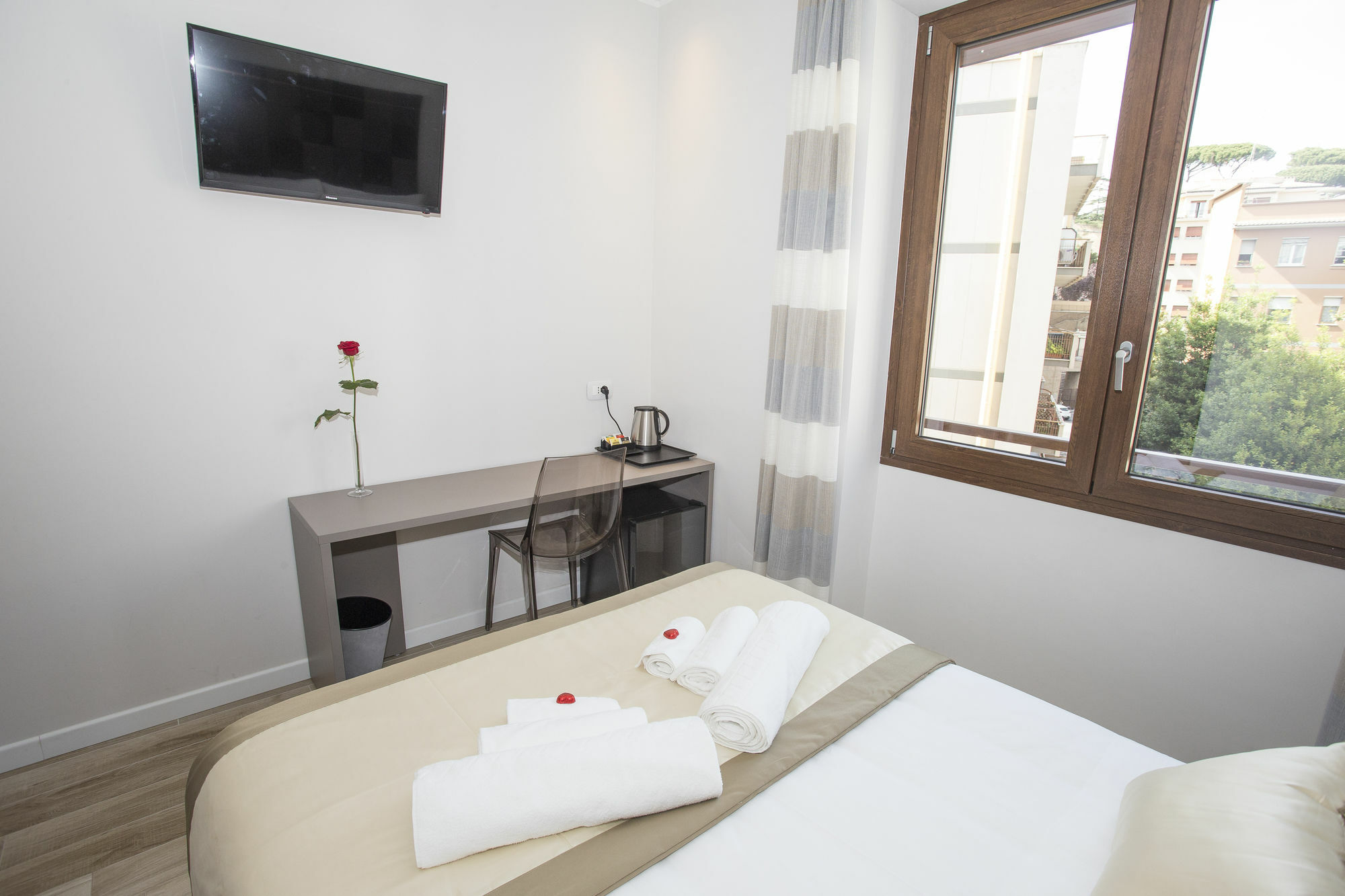 Leonardo Da Vinci Guest House Рим Екстер'єр фото