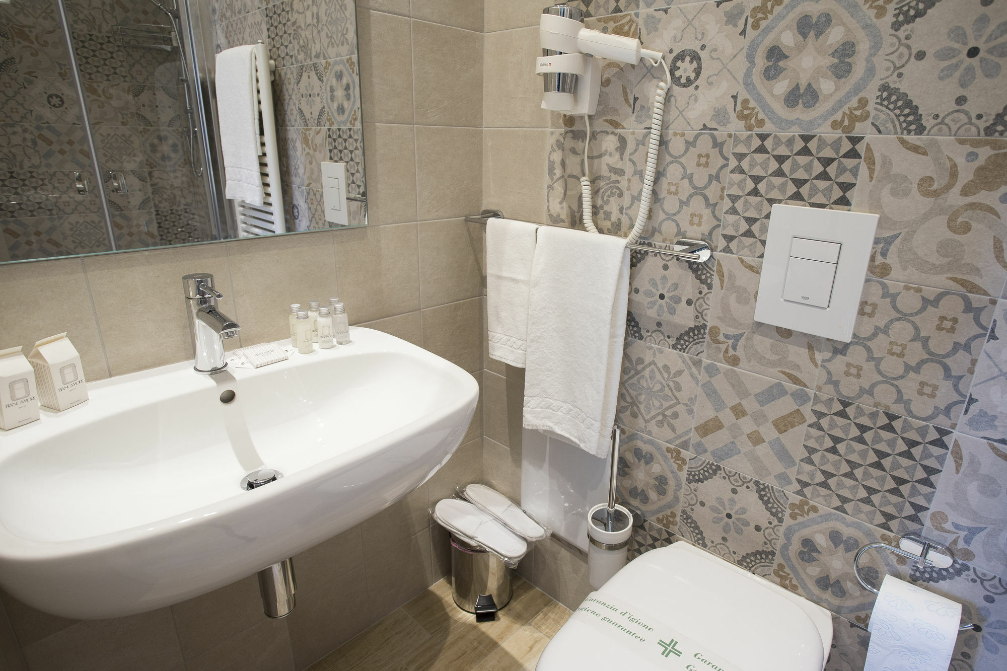Leonardo Da Vinci Guest House Рим Екстер'єр фото