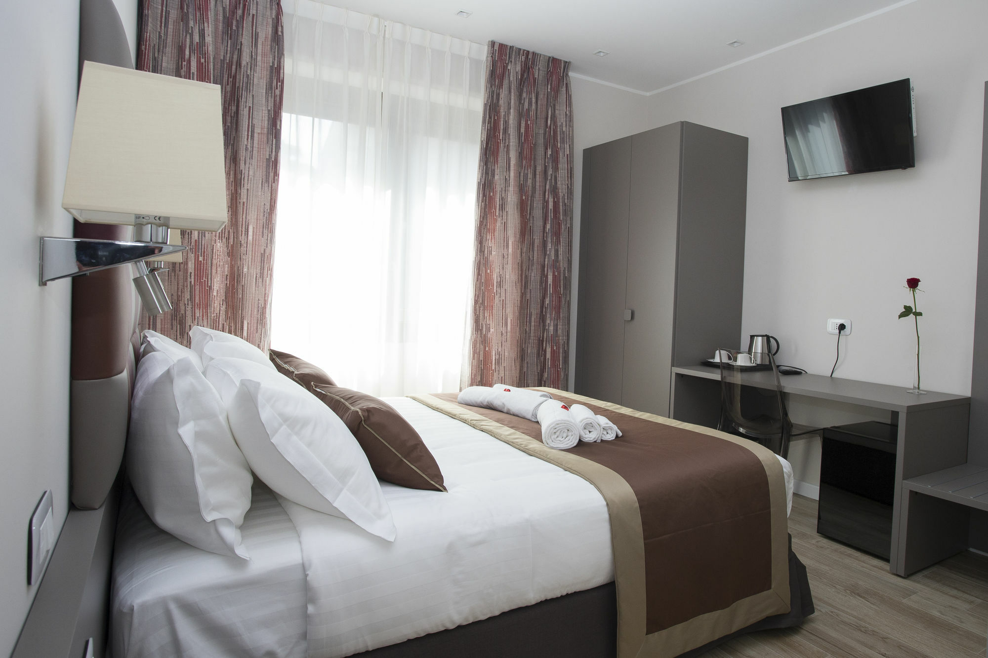 Leonardo Da Vinci Guest House Рим Екстер'єр фото
