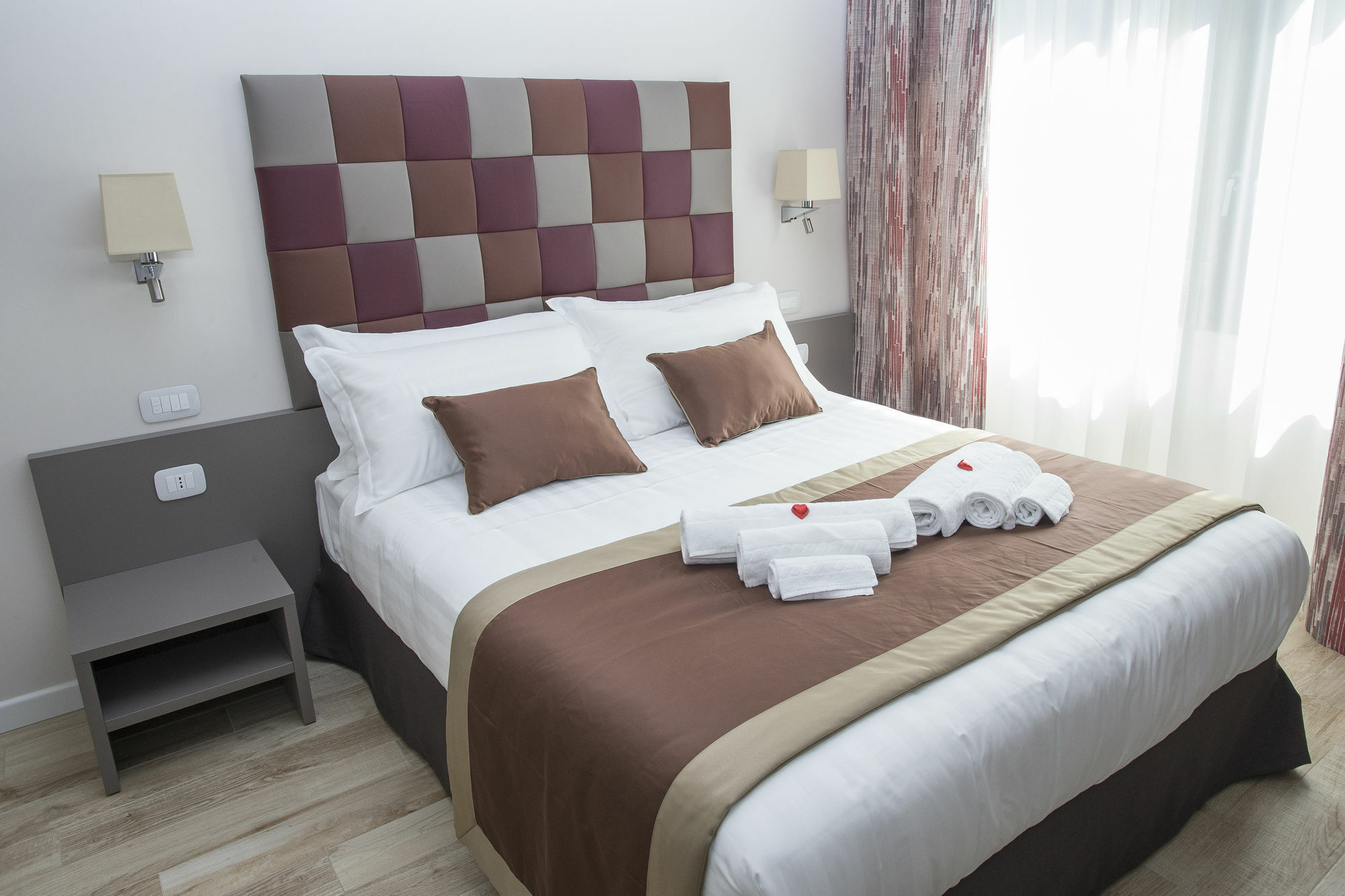 Leonardo Da Vinci Guest House Рим Екстер'єр фото